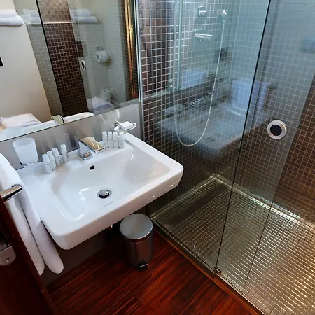 Empirent River Apartment