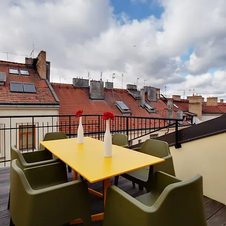 Empirent River Apartment